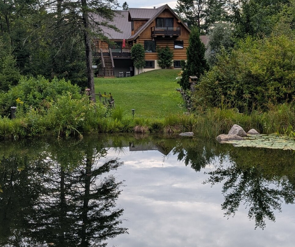 Le Domaine du Lac Saint Charles主图