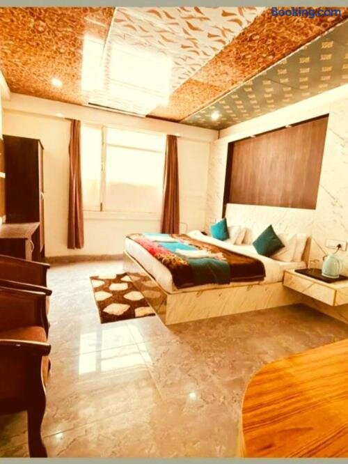 Hotel Apsara New