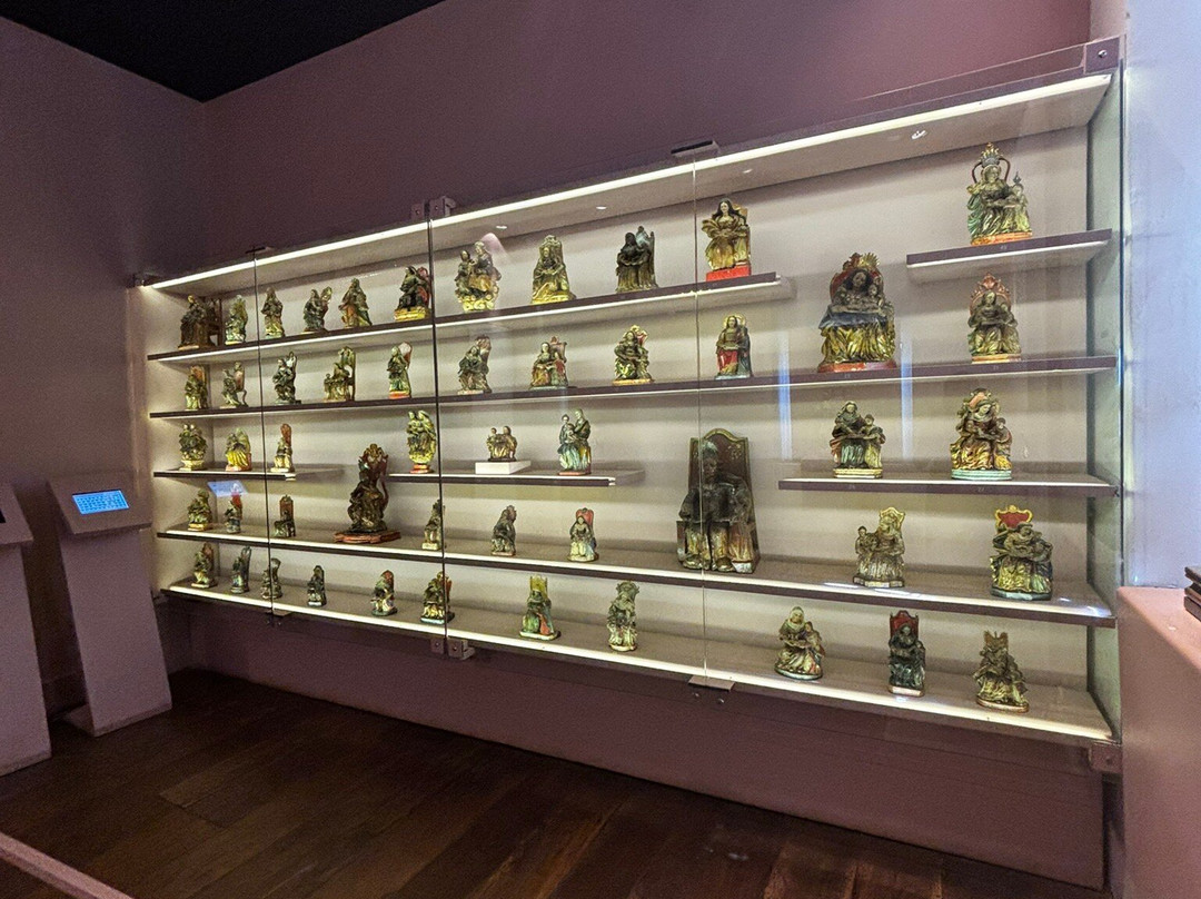 Museu de Sant'Ana-蒂拉登特斯必去景点