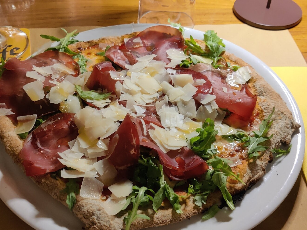 Fanos Trattoria Pizzeria