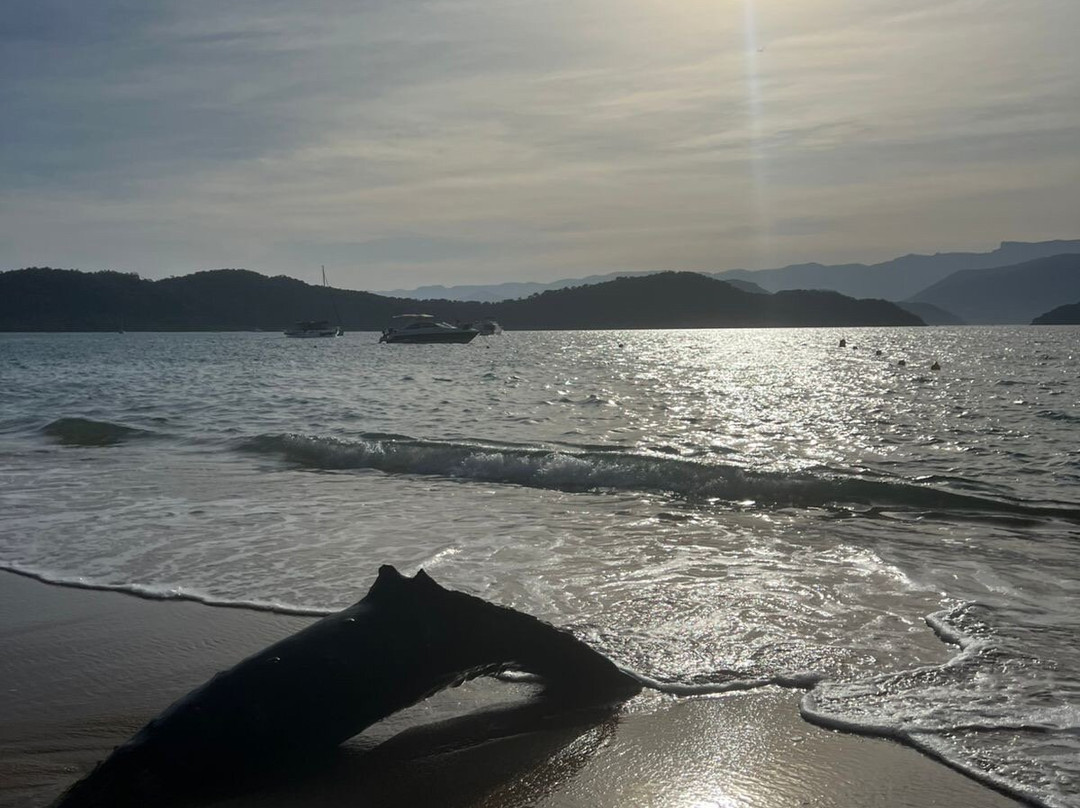 Lancha Claudio Ubatuba-乌巴图巴必去景点