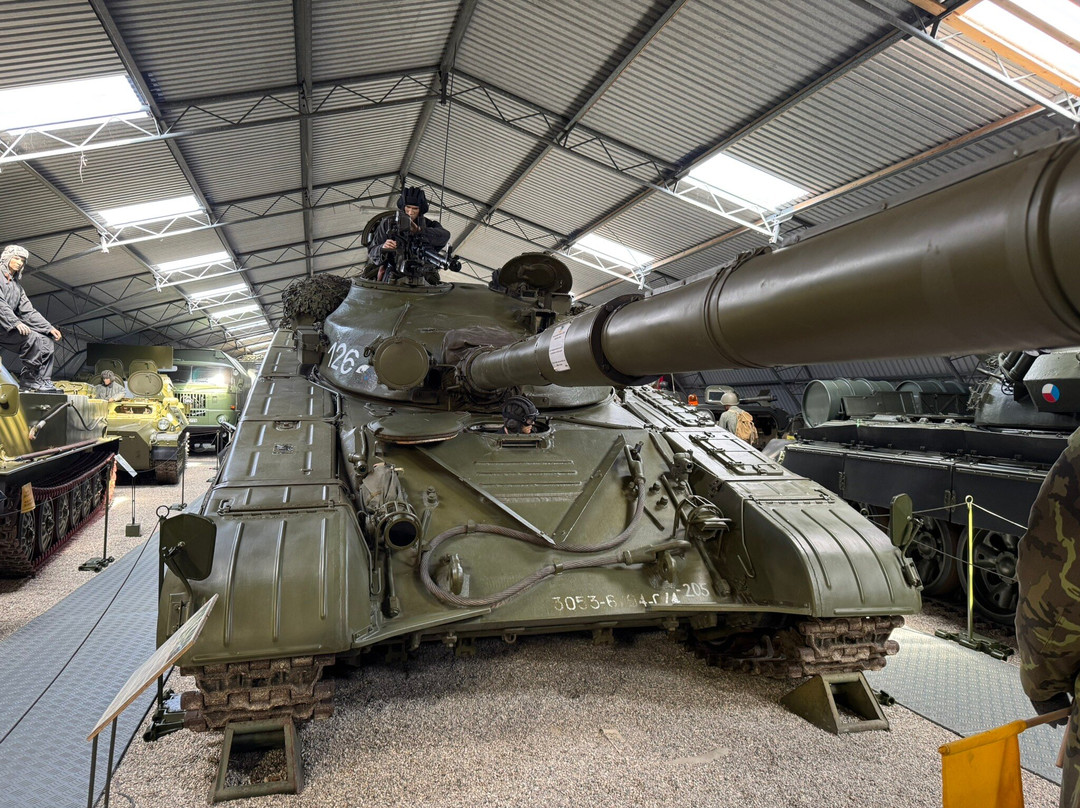 PanzerMuseum East-斯劳厄尔瑟必去景点
