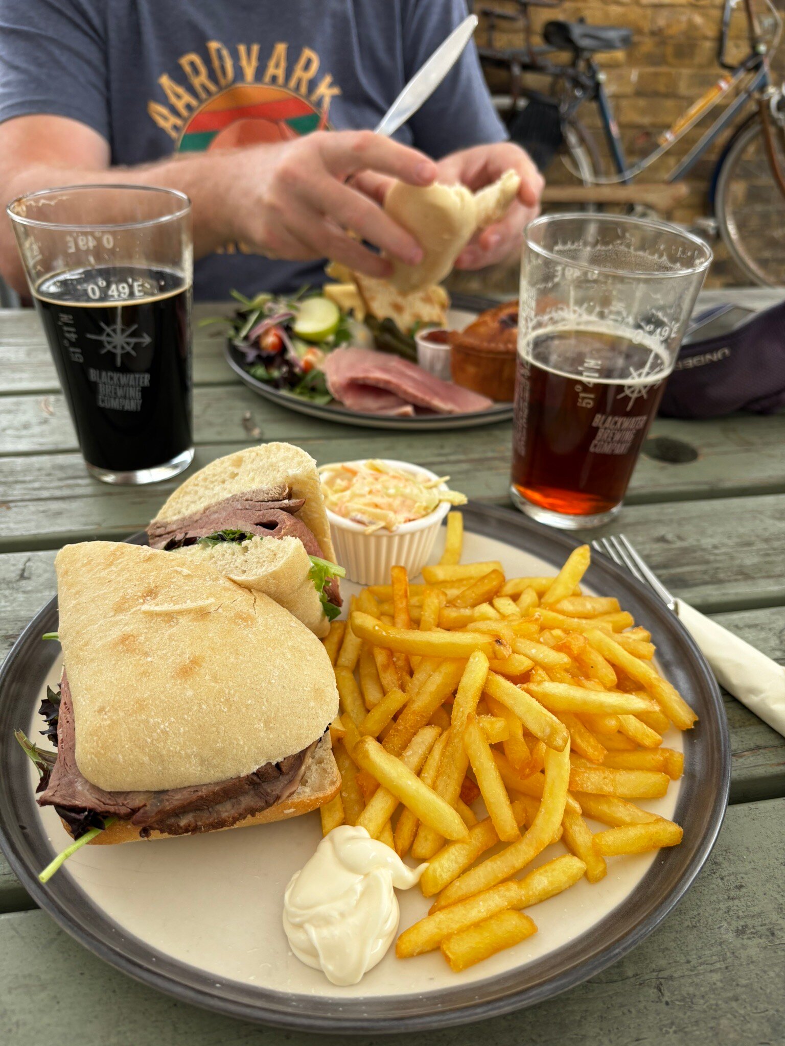 Prince of Wales-官方