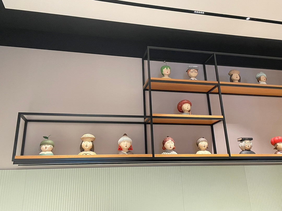 The Poet Hotel主图