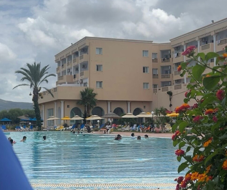 Itropika Beach主图