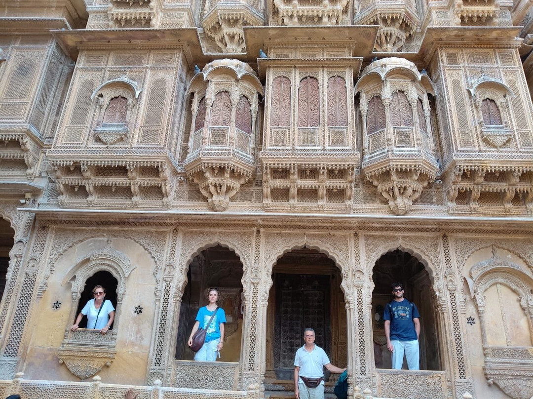 Jaisalmer Tourist Guide Ansab Multani-杰伊瑟尔梅尔必去景点