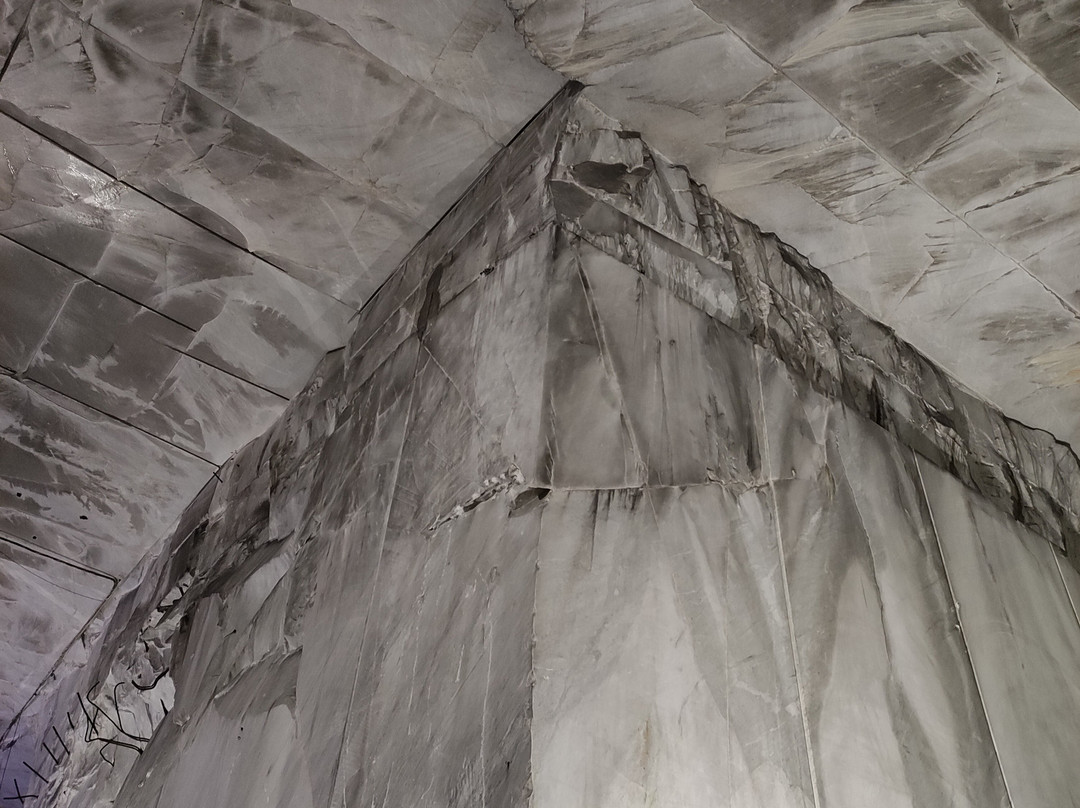 MarmoTour Michelangelo-卡拉拉必去景点