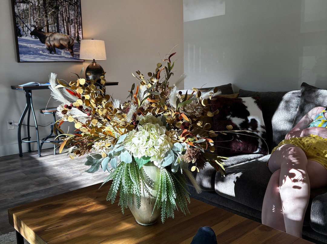 Yellowstone Hot Springs-加德纳必去景点