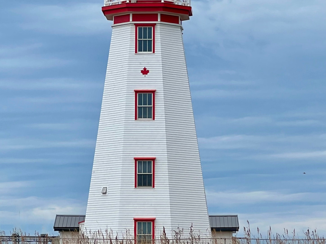 North Cape Lighthouse-Seacow Pond必去景点