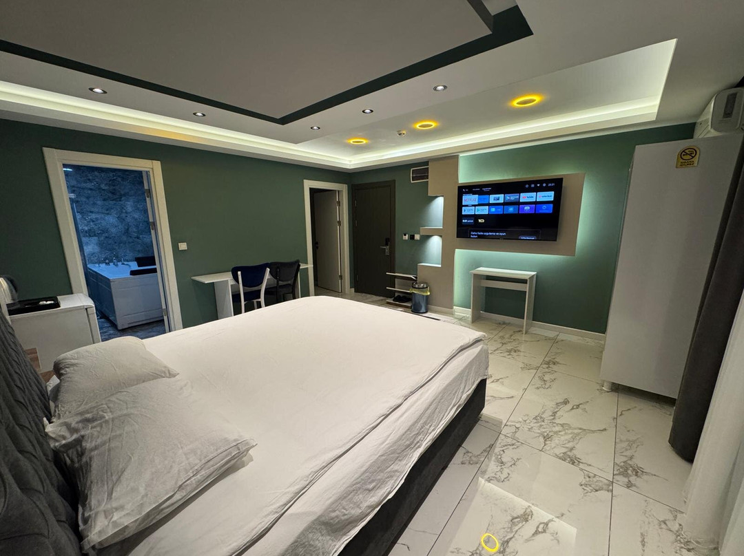 Geyve İzmirli Otel