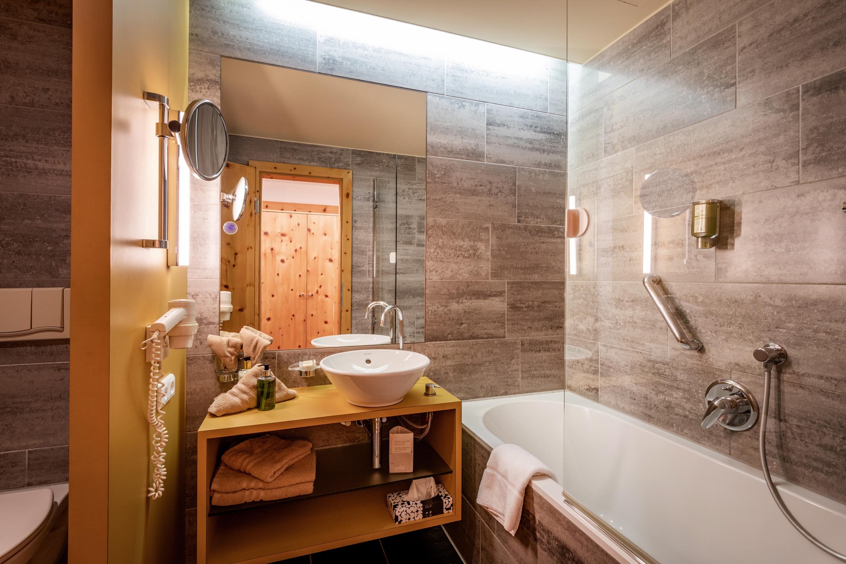 Relax- & Vitalhotel Adler-浴室