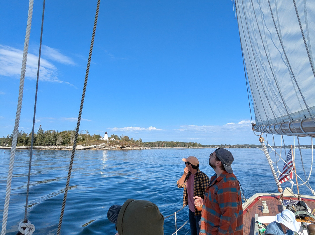 Schooner Eastwind-布斯贝港必去景点