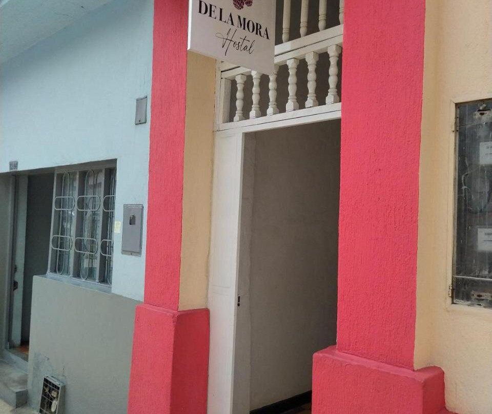 De La Mora Hostal
