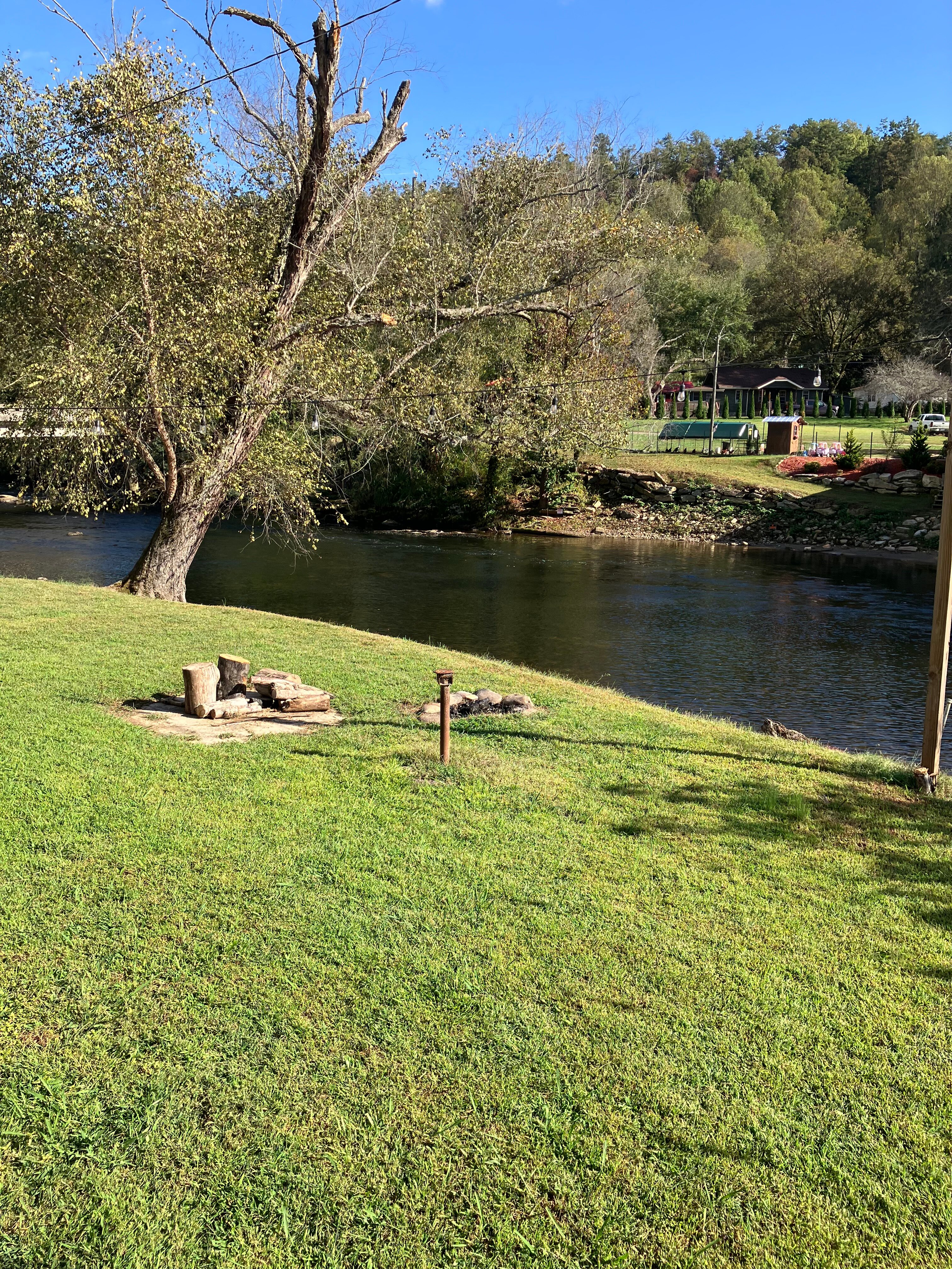 Lloyd's On The River Country Inn By Oyo-官方