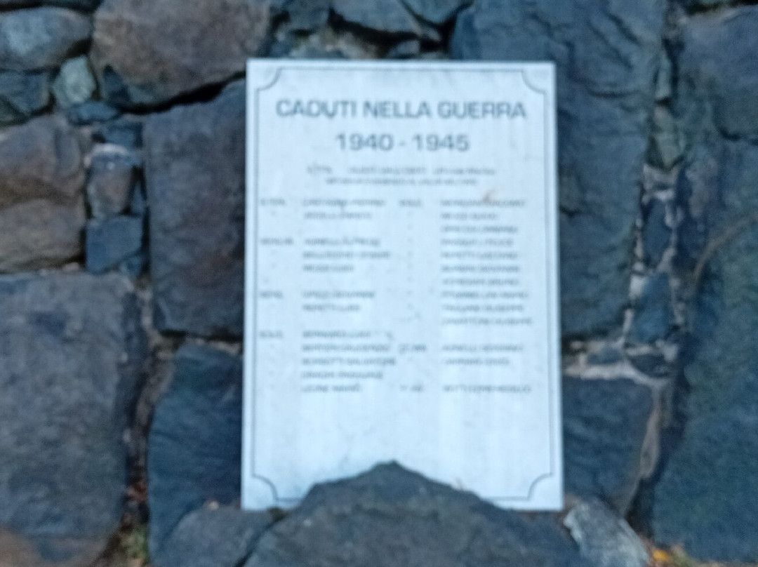 Monumento ai Caduti-Bobbio必去景点