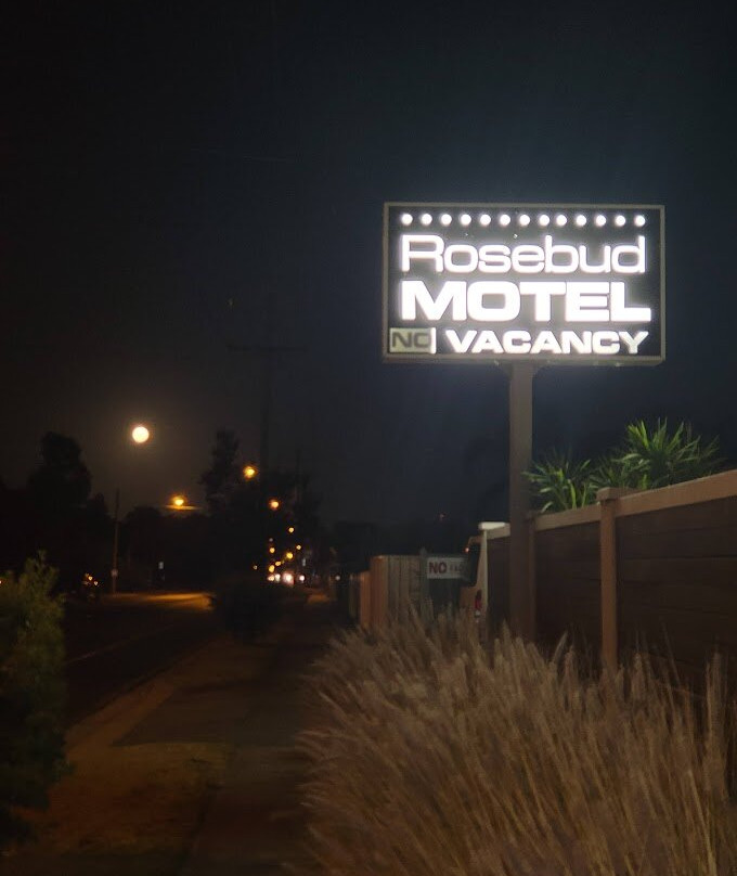 Rosebud Motel主图