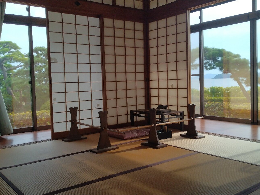 Umibe No Bungaku Kinenkan-蒲郡港必去景点