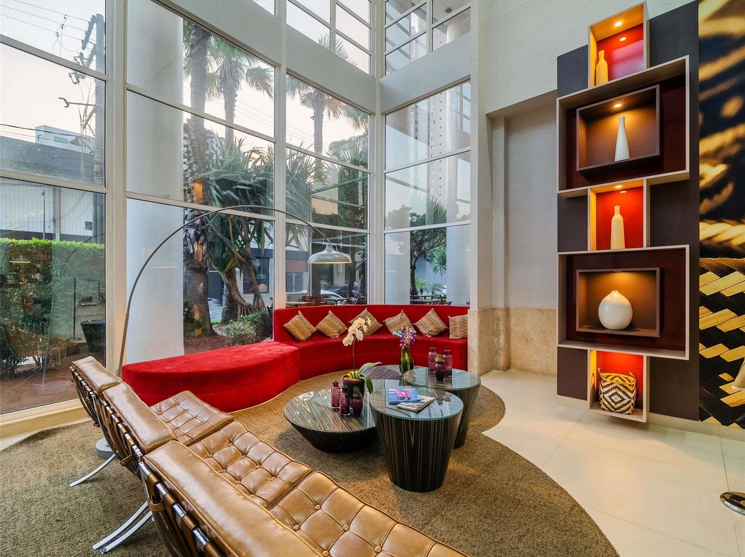 瓜鲁柳斯酒店住宿-瓜鲁柳斯机场美居酒店