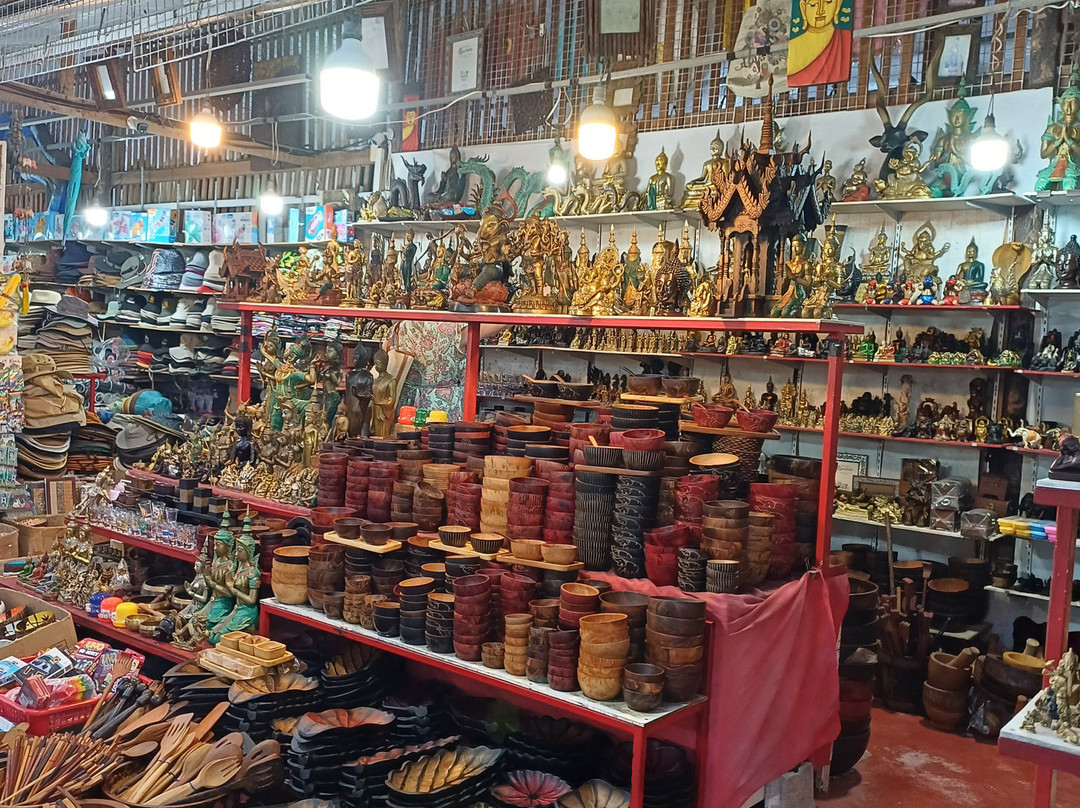 邦娘市场-达瓜巴必去景点