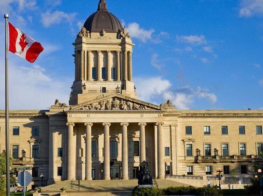 Winnipeg Private Walking Tour with a Local