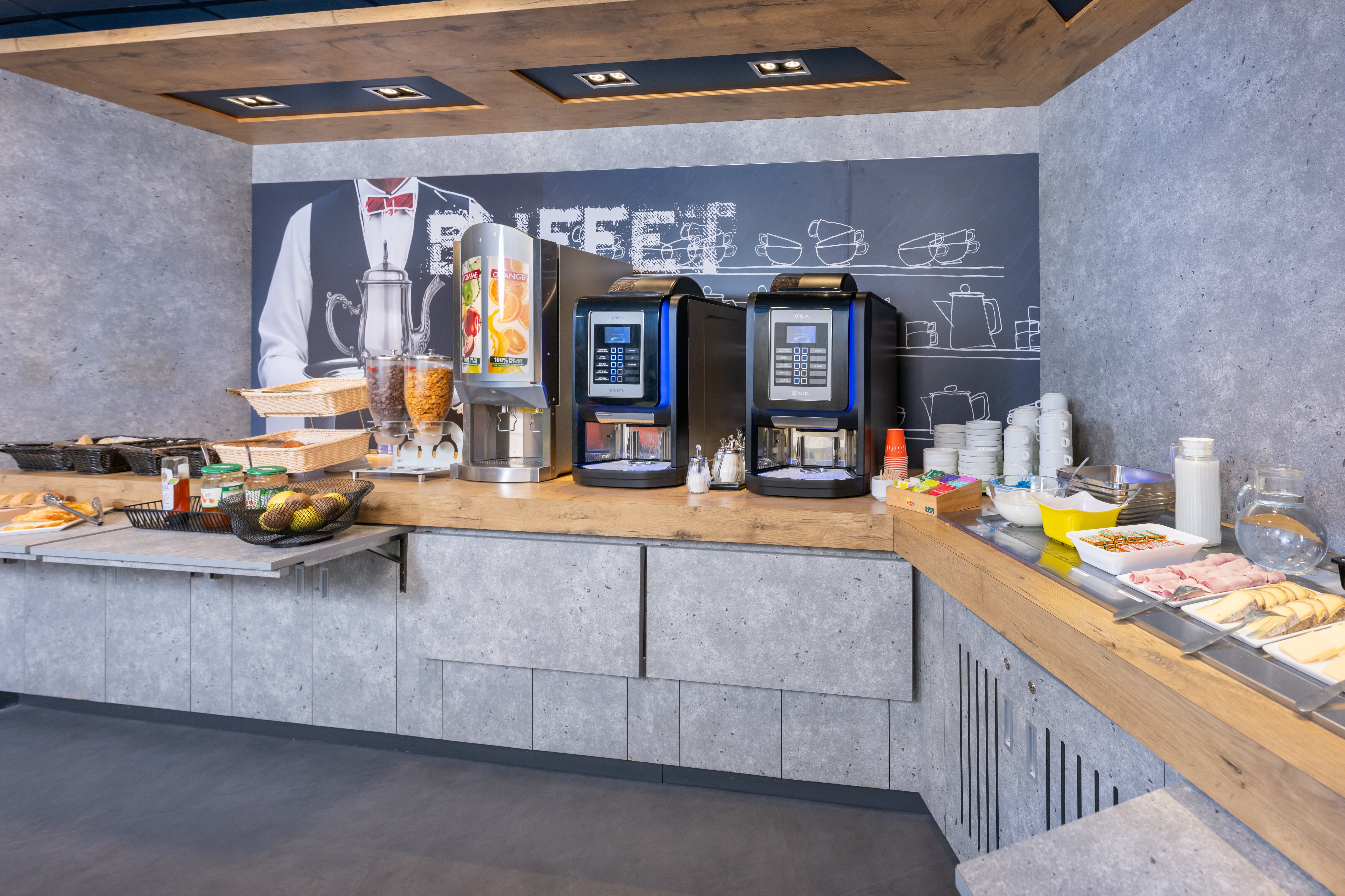 宜必思快捷卡略尔国际中心酒店-餐饮