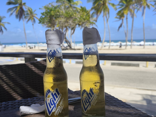 Agua Dorada Beach Hotel主图