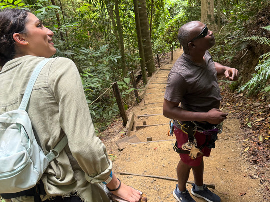 Chiclets Zipline-哈科必去景点