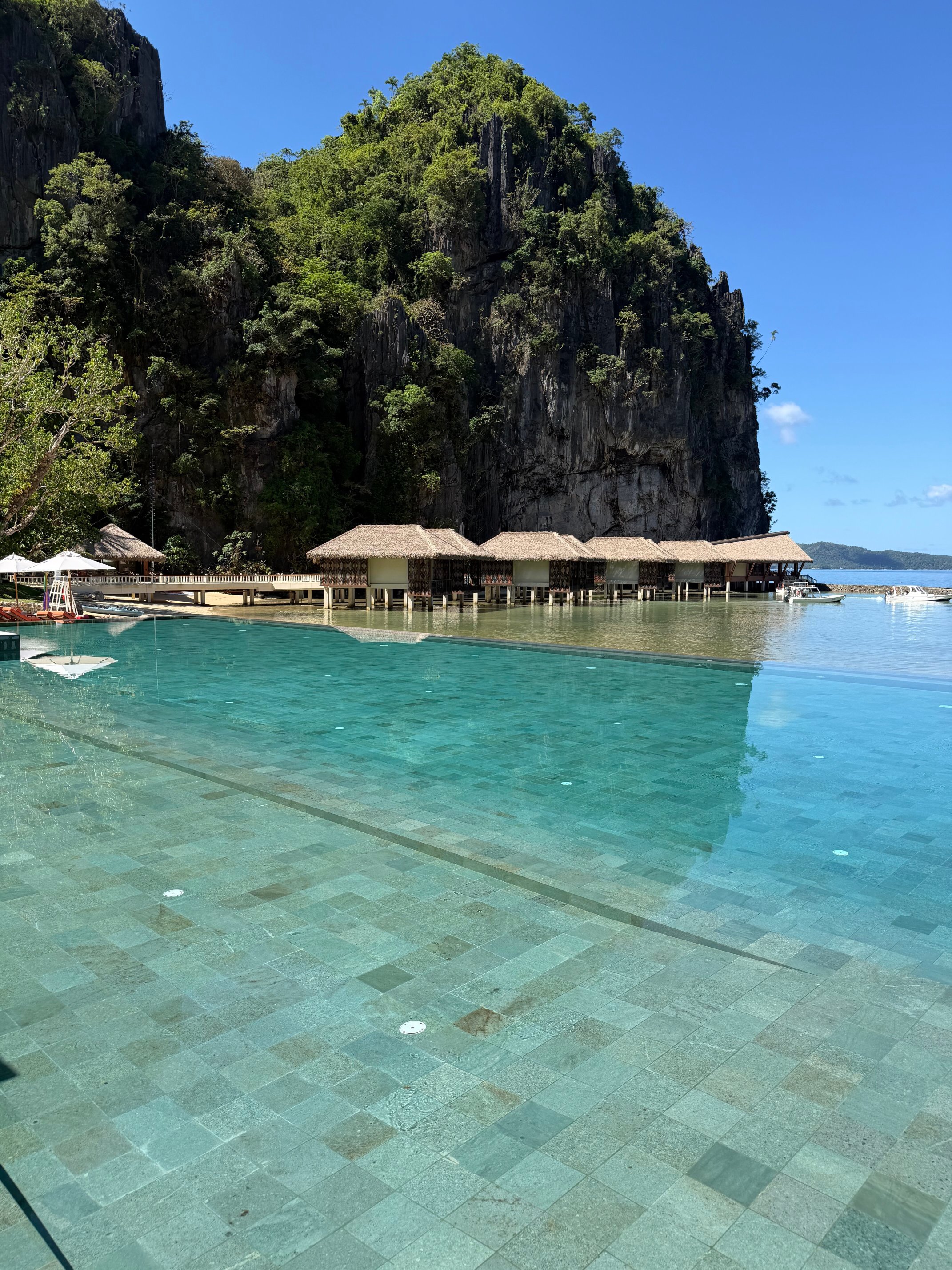 艾尔尼多拉根度假村-官方