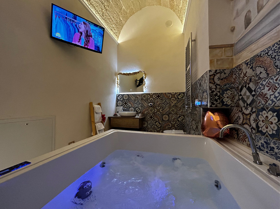 De Falconibus Suites & Rooms