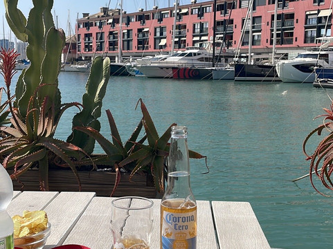 Rebus Cocktail Bar-热那亚必去景点