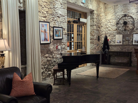 The Barracks Inn主图