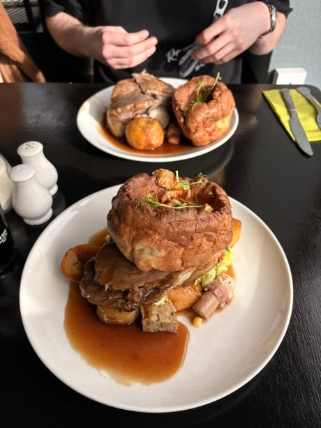 The Dyke Neuk inn-官方