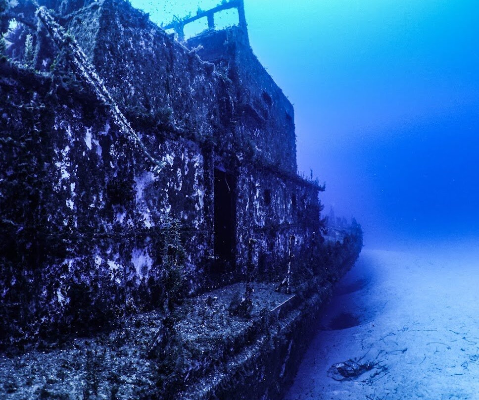 Oceanic Diving Center-Nikiti必去景点