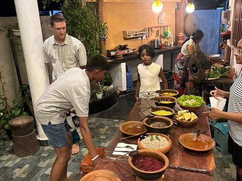 Pot & pan kitchen weligama-瓦勒迦玛必去景点