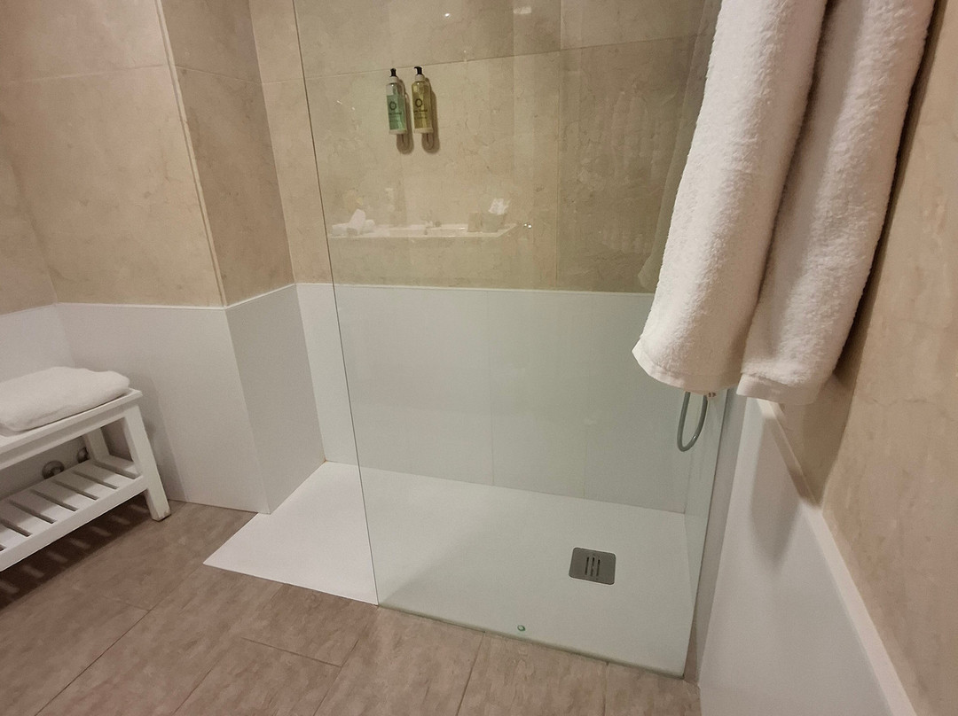 阿瑞斯酒店主图