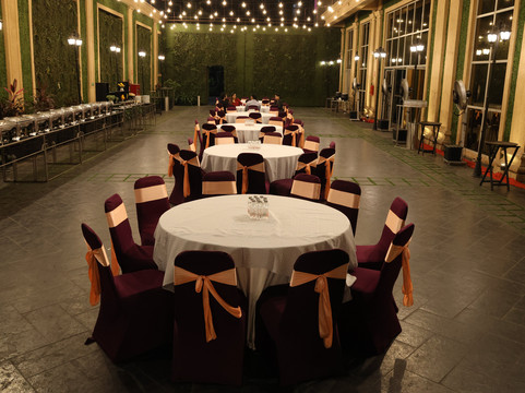 塞恩好莱坞星球酒店主图