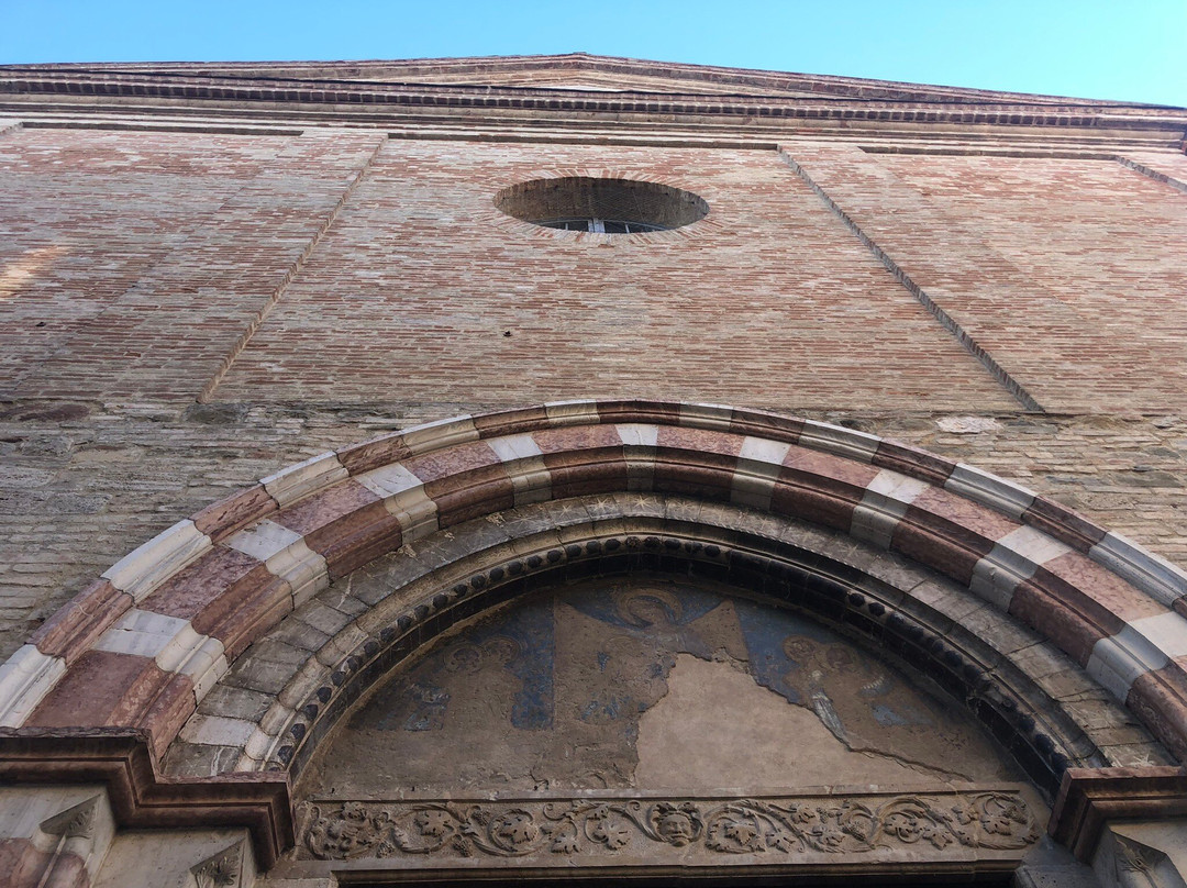 Chiesa Dei Santi Domenico E Giacomo-Bevagna必去景点
