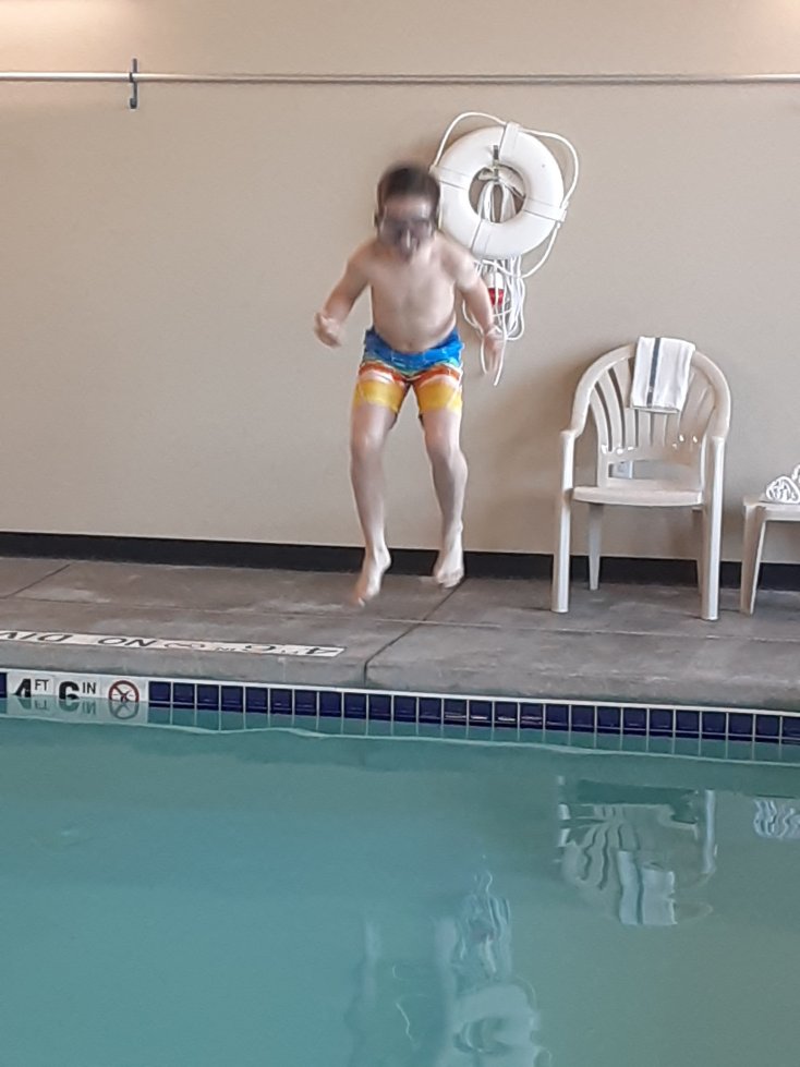 鹅卵石套房酒店-小滑道-官方