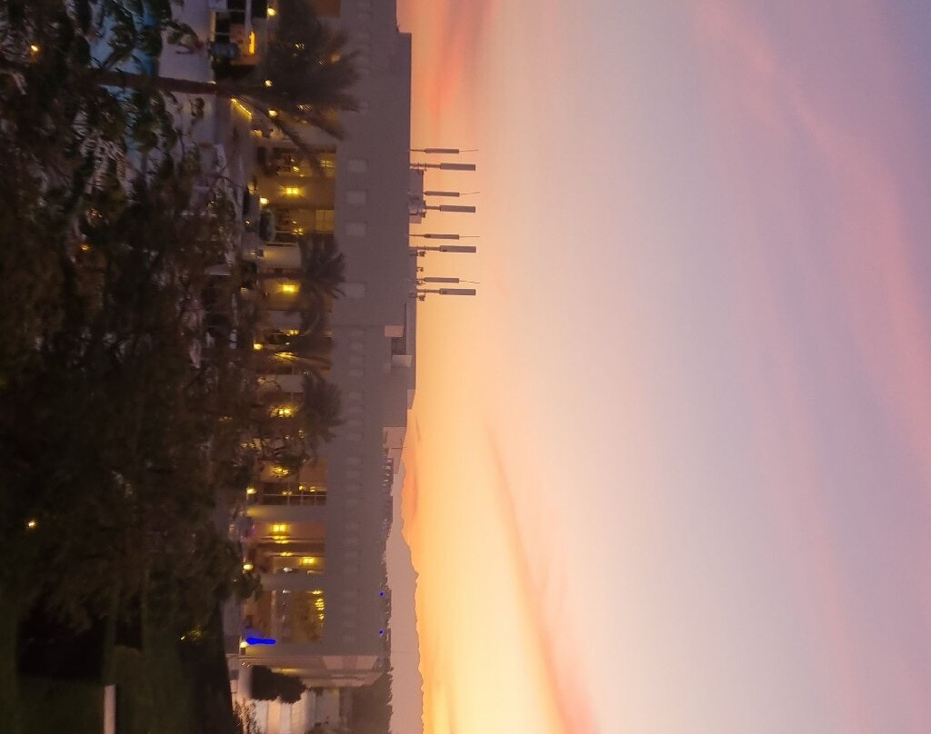 贾兹阿夸维瓦主图