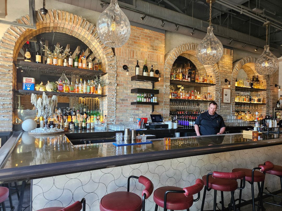 Davanti Enoteca