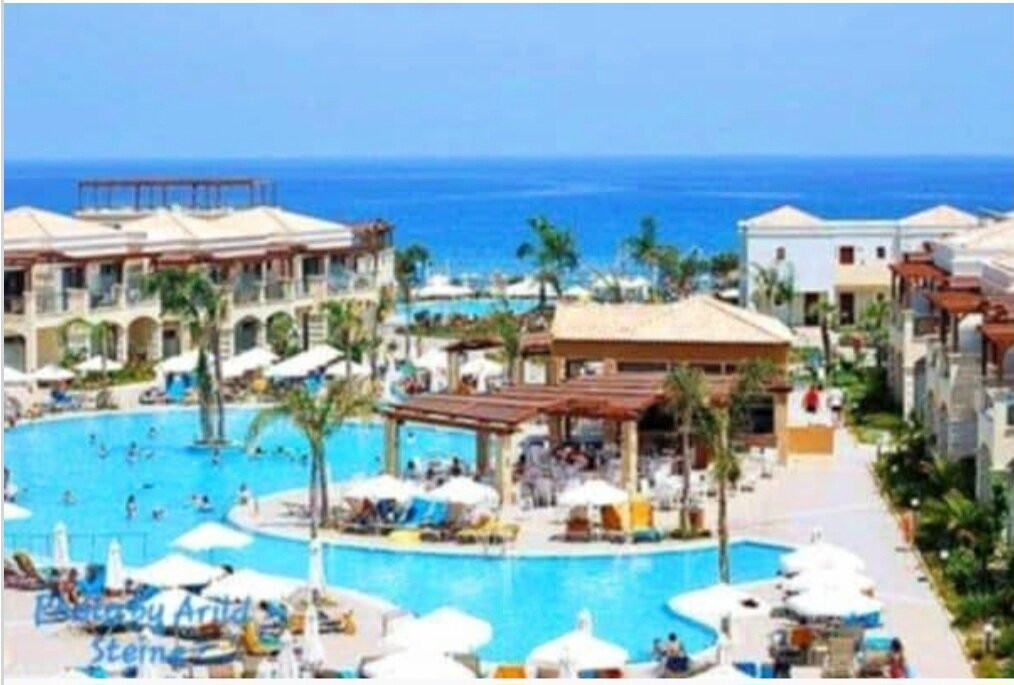 Mythos Beach Resort主图