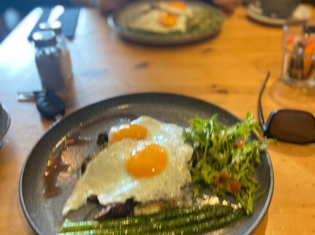 红狮住宿加早餐旅馆主图