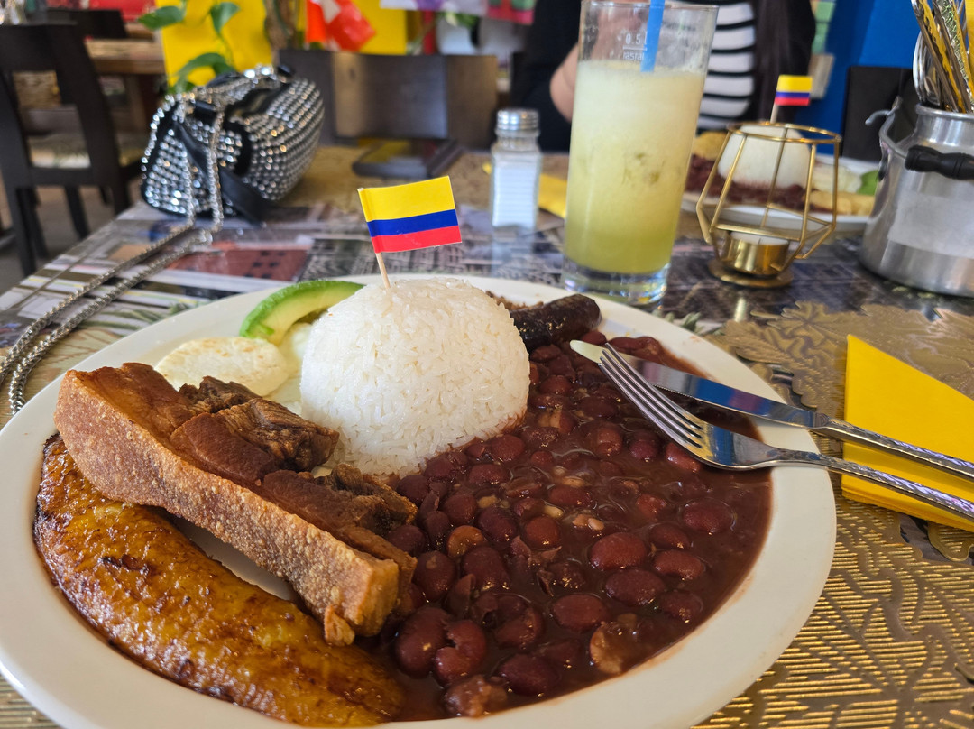 Restaurante Colombiano Nuestra Tierra