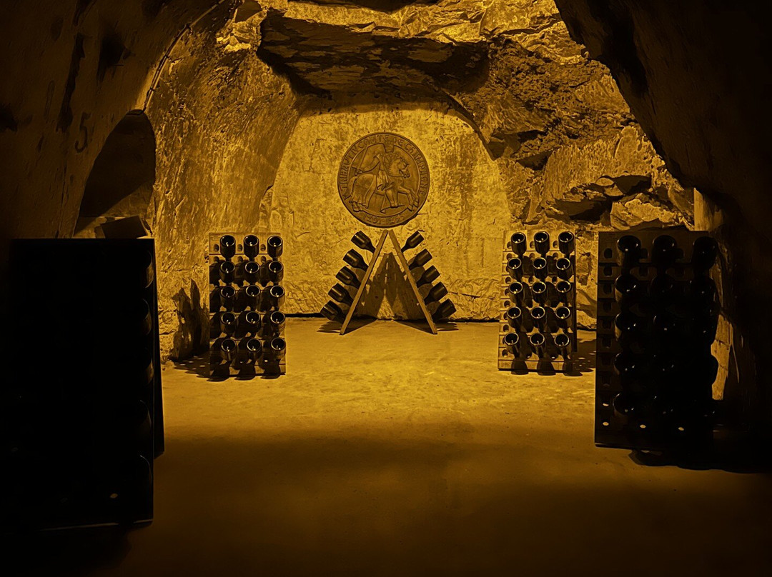 Champagne Taittinger-兰斯必去景点