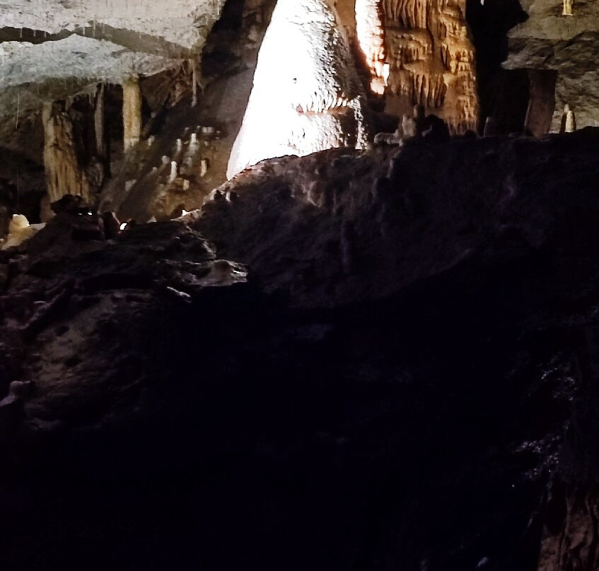 Grotte de Dargilan-Meyrueis必去景点