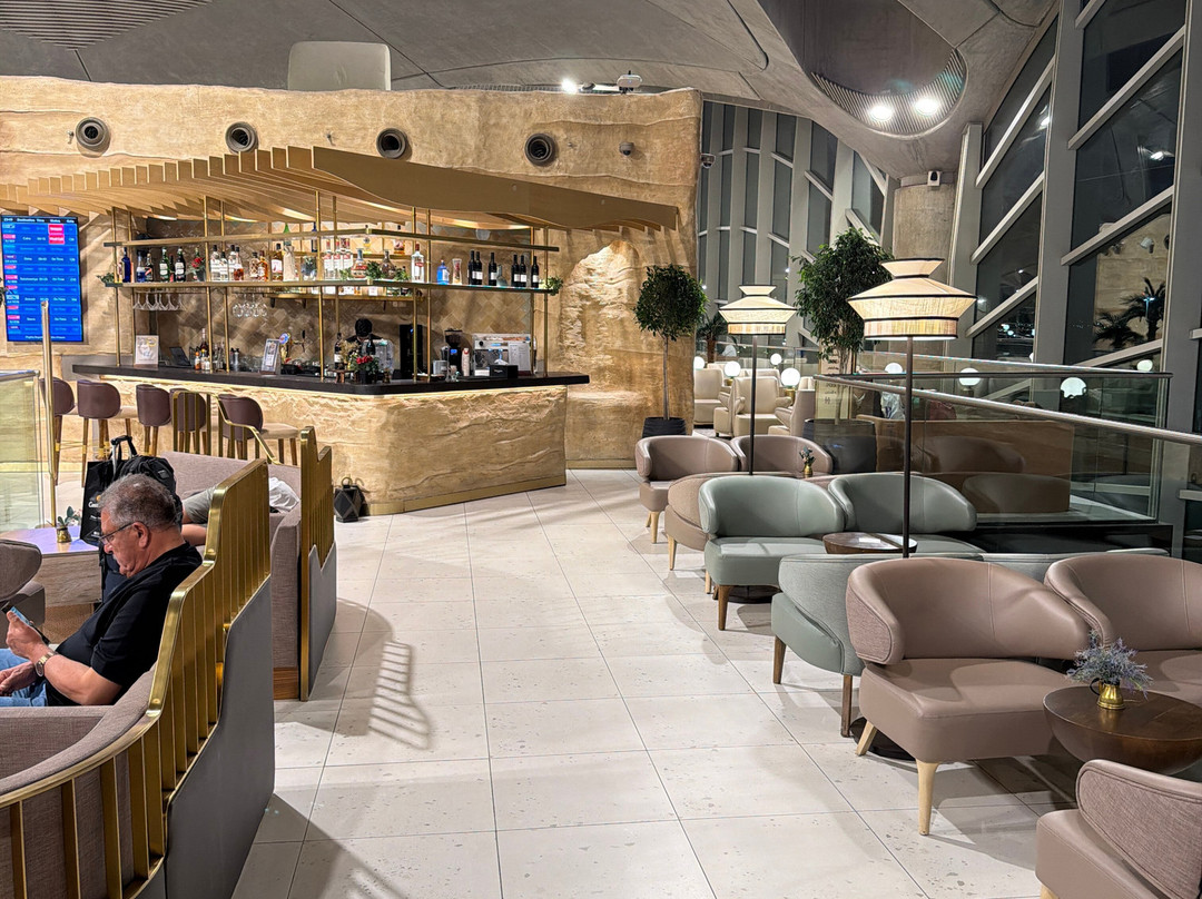 Plaza Premium Lounge (departures)-安曼必去景点