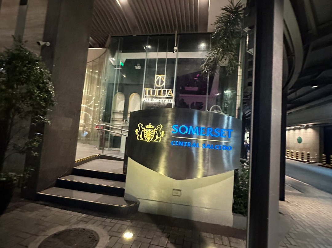 盛捷中央萨尔塞多马卡蒂酒店主图