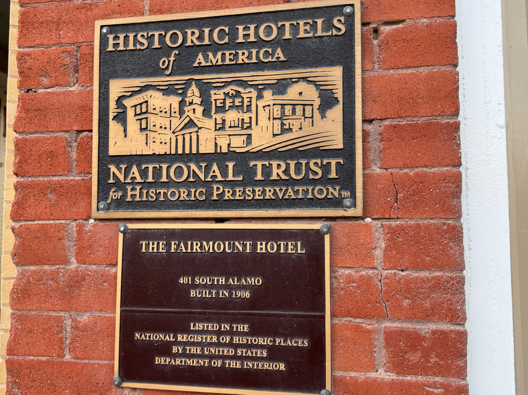 Fairmount Hotel The Unbound Collection by Hyatt主图