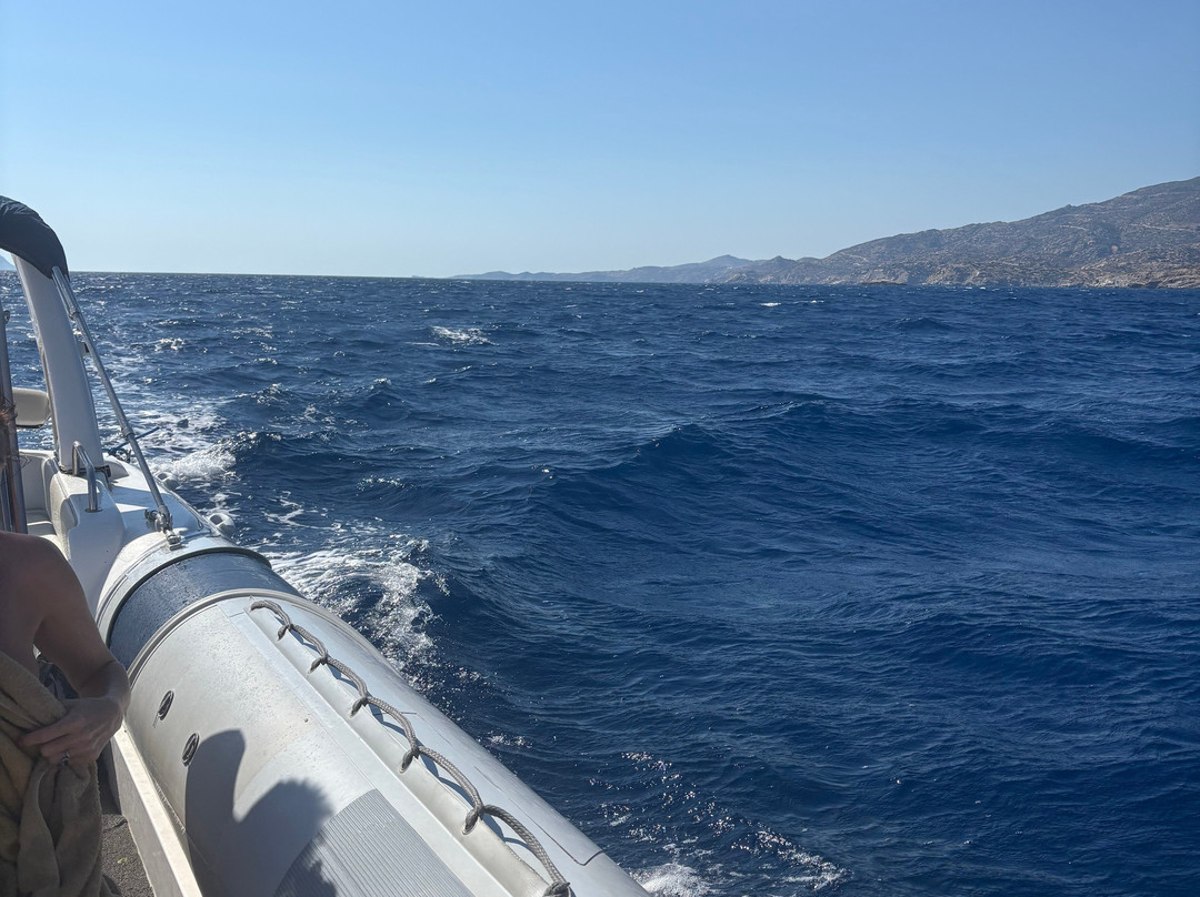 Meltemi Boat Tours, Watersports & Diving-Milopotas必去景点