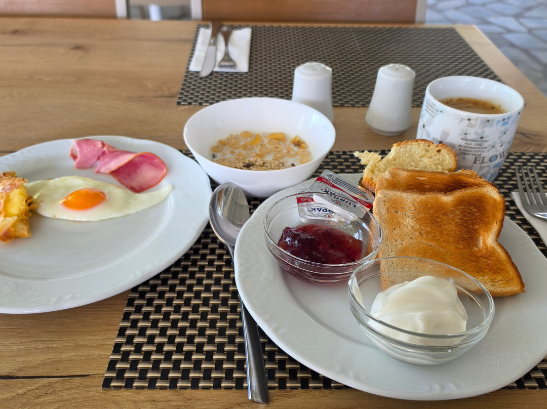 Possidona Beach Hotel主图